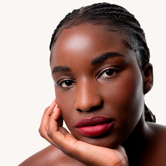 CARE NATURAL BEAUTY L�PIS BATOM HIBISCUS